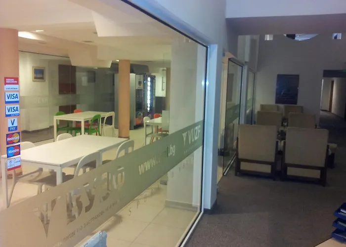 旅馆 埃琳娜旅馆