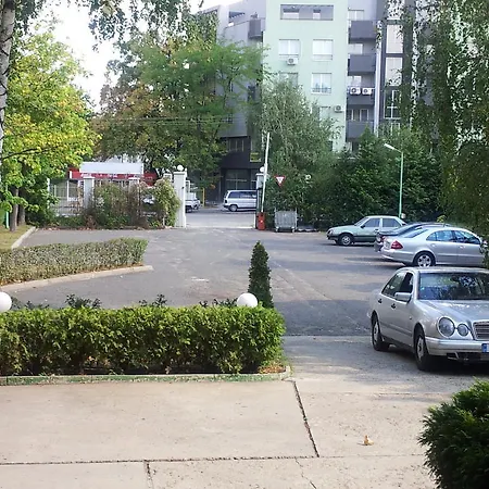 Hostel Elena *