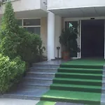 Hostal Elena *