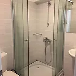 Hostal Elena *
